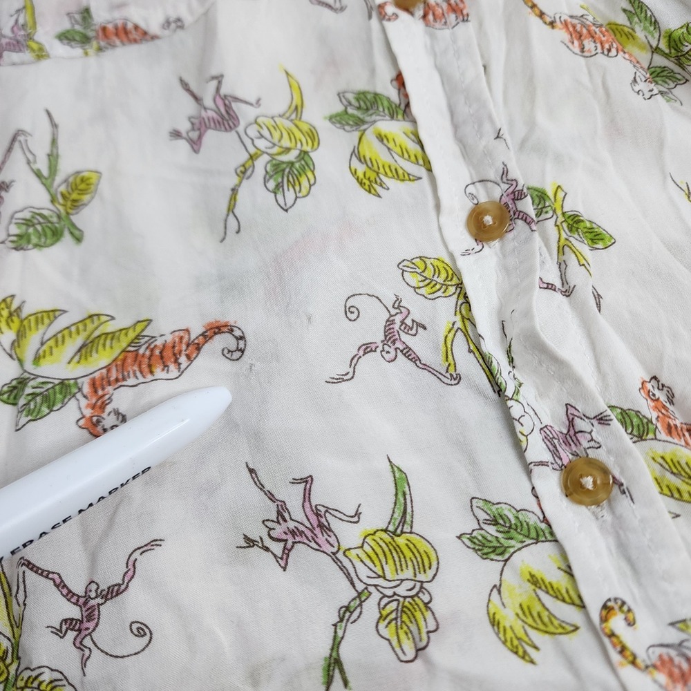 Maeve Anthropologie Button Down Shirt Womens 10 White Animal Monkey Tiger Print - Picture 6 of 7